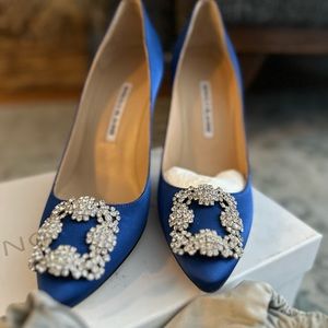 MANOLO BLANKKS (blue & ivory) brand new